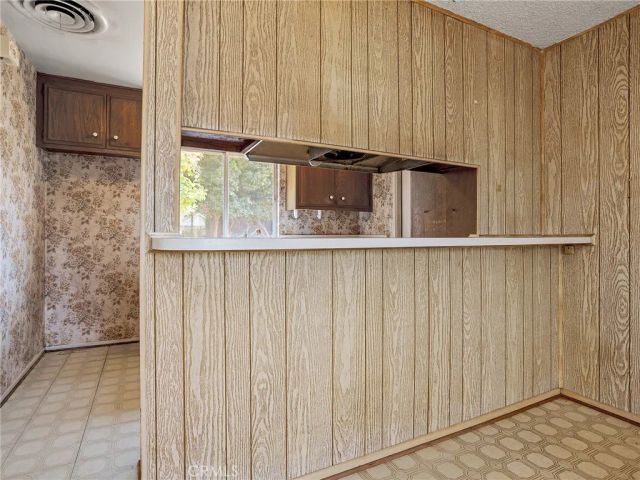 14923 La Valle Street, Sylmar, CA 91342