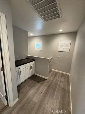 501 Villa Way, Colton, CA 92324