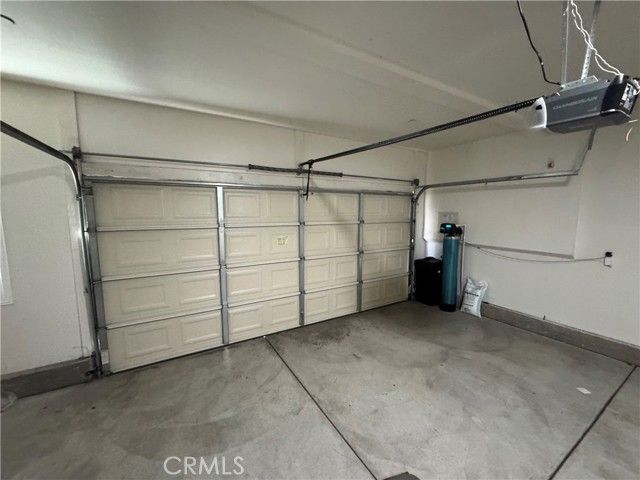 501 Villa Way, Colton, CA 92324