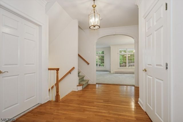 305 Huntington Ct, Wyckoff Twp., NJ 07481