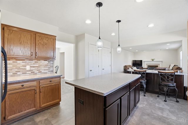 6927 Berry Blossom Court, Liberty Twp, OH 45011