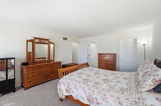 6927 Berry Blossom Court, Liberty Twp, OH 45011