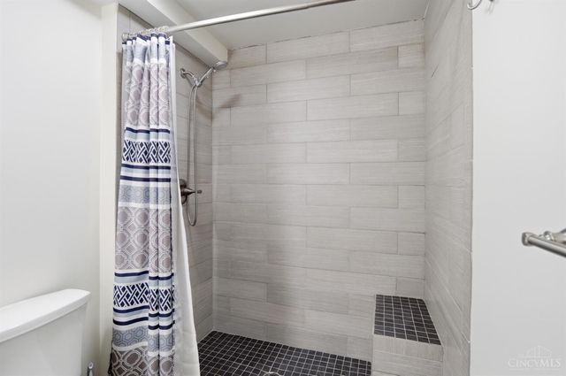 6927 Berry Blossom Court, Liberty Twp, OH 45011