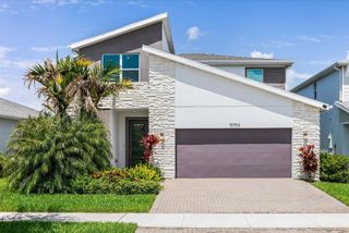 10704 SW Estella Lane, Port St. Lucie, FL 34987