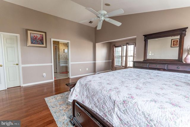 7 LOWER WAY RD, Easton, PA 18045