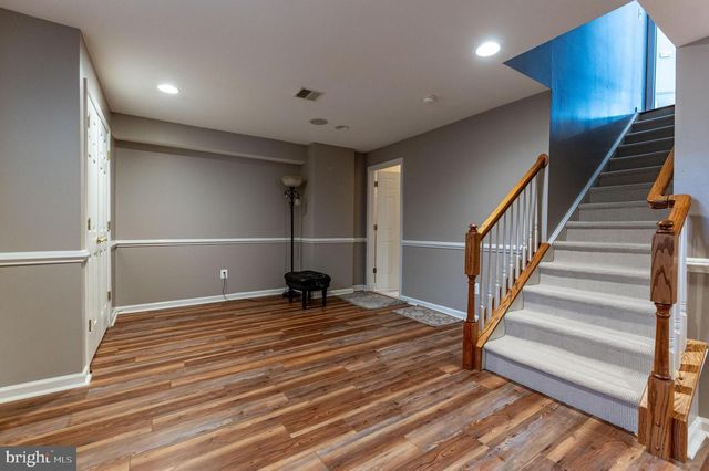 7 LOWER WAY RD, Easton, PA 18045