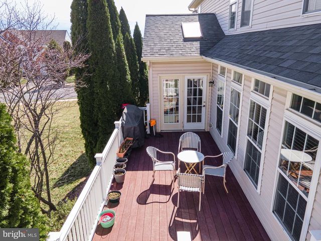 7 LOWER WAY RD, Easton, PA 18045