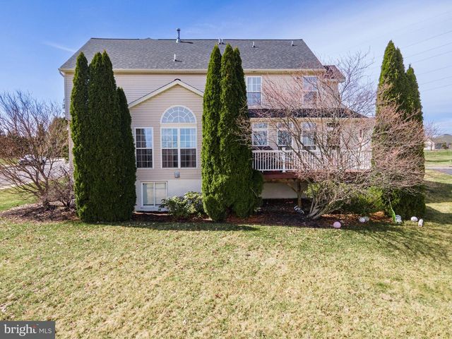 7 LOWER WAY RD, Easton, PA 18045