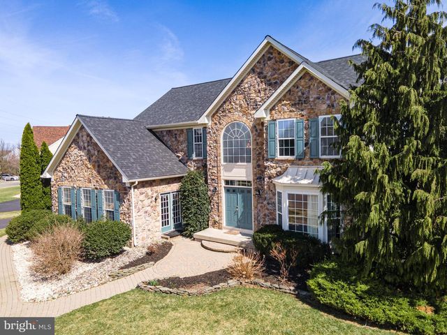 7 LOWER WAY RD, Easton, PA 18045