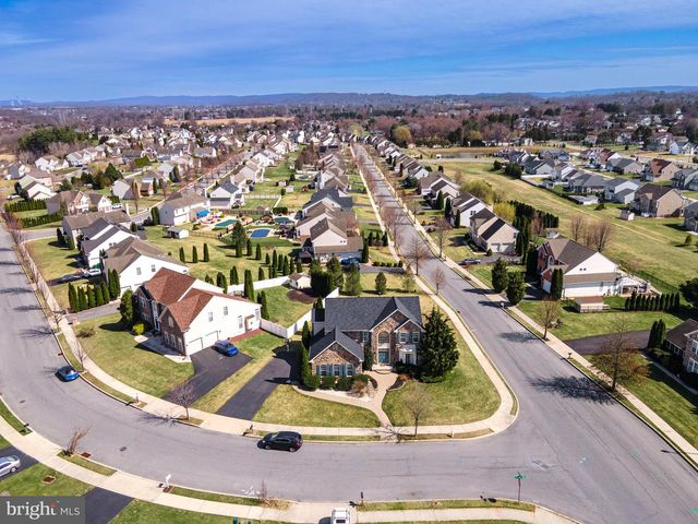 7 LOWER WAY RD, Easton, PA 18045