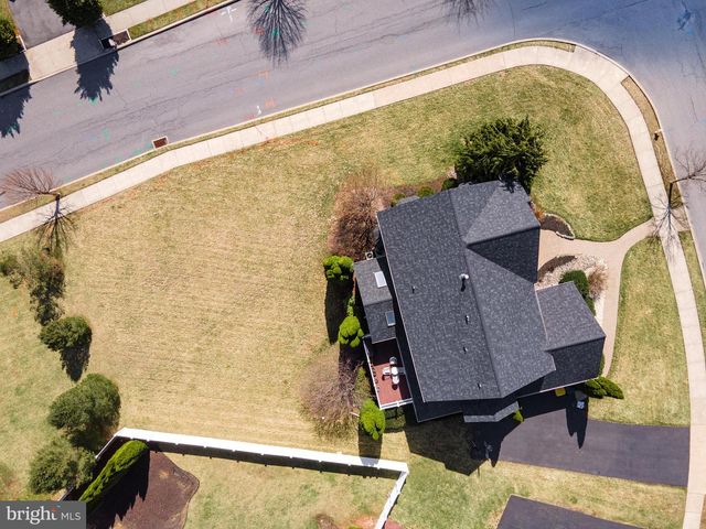 7 LOWER WAY RD, Easton, PA 18045