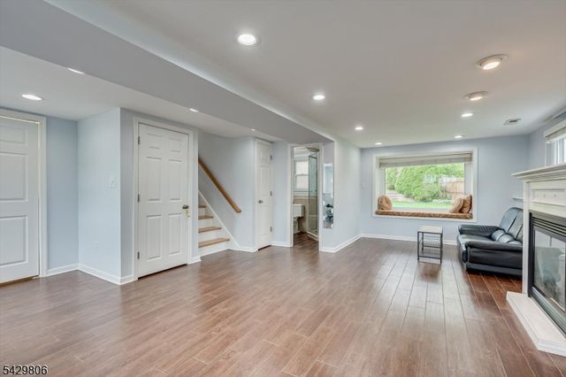 3229 Clark La, South Plainfield Boro, NJ 07080