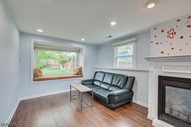 3229 Clark La, South Plainfield Boro, NJ 07080