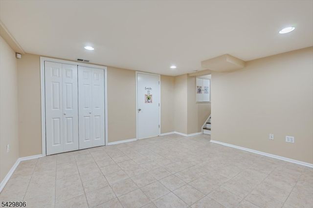 3229 Clark La, South Plainfield Boro, NJ 07080