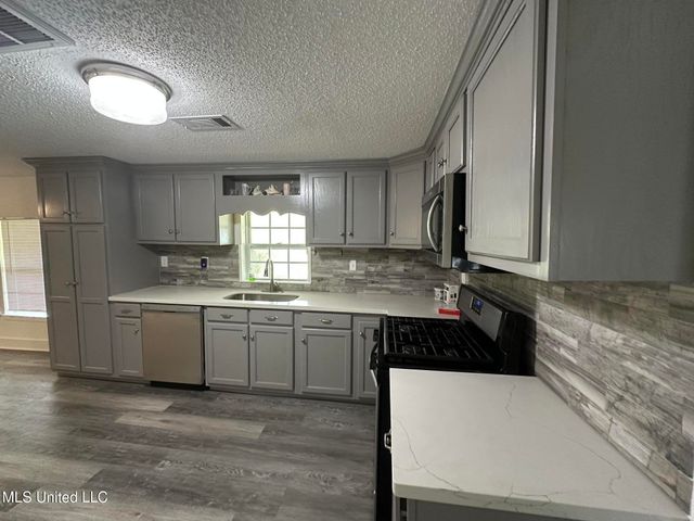 12940 Preacher Powell Road Road, Carriere, MS 39426