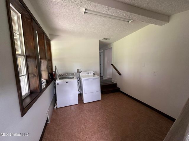 12940 Preacher Powell Road Road, Carriere, MS 39426