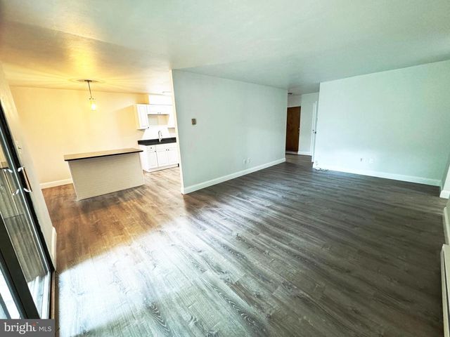400 CAMPBELL CIR, Downingtown, PA 19335