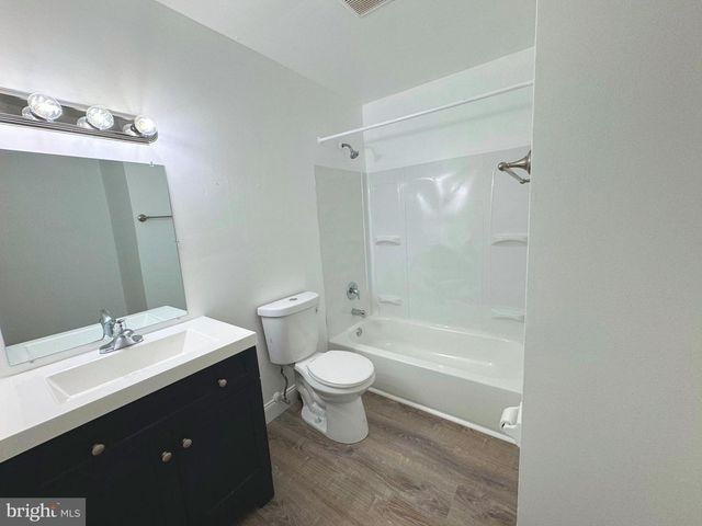 400 CAMPBELL CIR, Downingtown, PA 19335