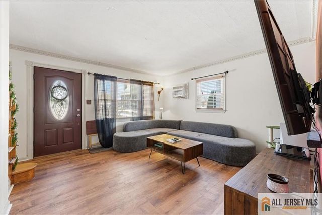 15 Ida Street, Sayreville, NJ 08872