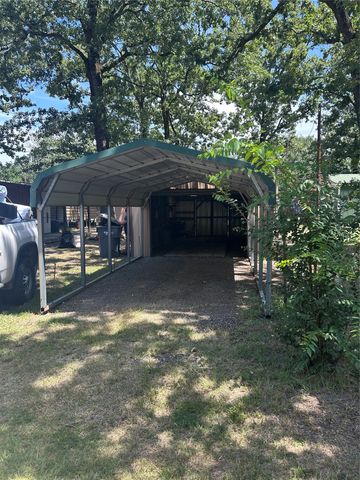 408 Private Road 7702, Emory, TX 75440