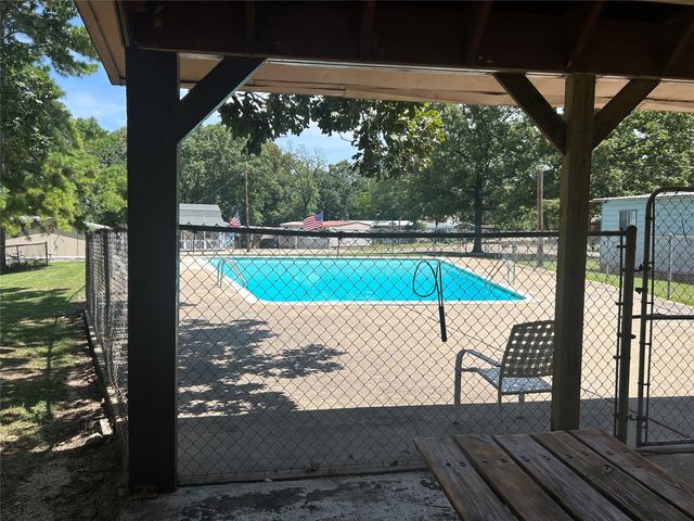 408 Private Road 7702, Emory, TX 75440