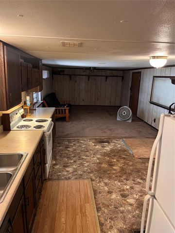 408 Private Road 7702, Emory, TX 75440