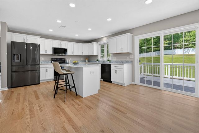 66 Haven St, Milford, MA 01757