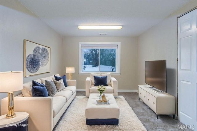 35 Briarcliff Drive, Granite City, IL 62040