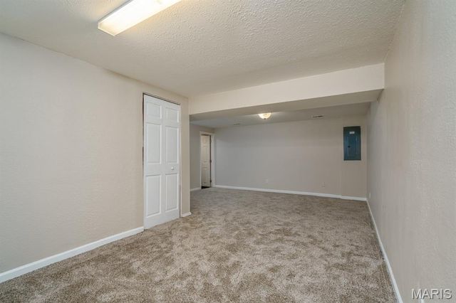 35 Briarcliff Drive, Granite City, IL 62040