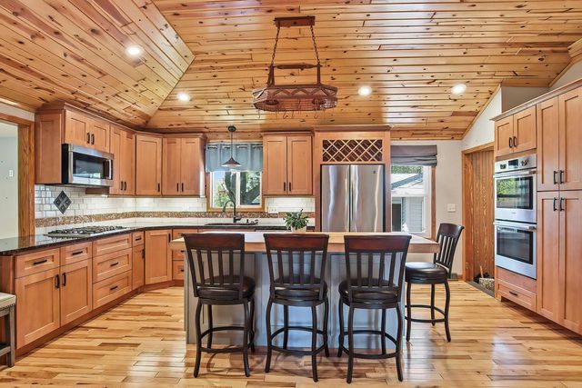 25730 93RD STREET, Salem, WI 53168