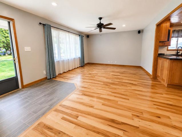 25730 93RD STREET, Salem, WI 53168