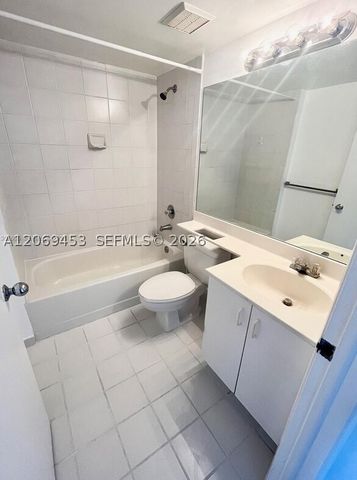 3300 NE 192nd St 1211, Aventura, FL 33180