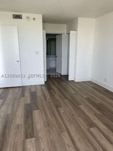 3300 NE 192nd St 1211, Aventura, FL 33180