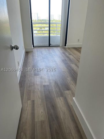3300 NE 192nd St 1211, Aventura, FL 33180
