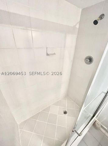 3300 NE 192nd St 1211, Aventura, FL 33180