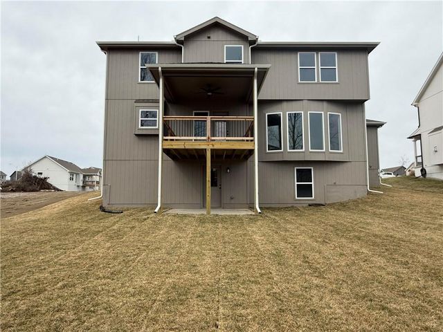 11821 N Wheeling Avenue, Kansas City, MO 64156