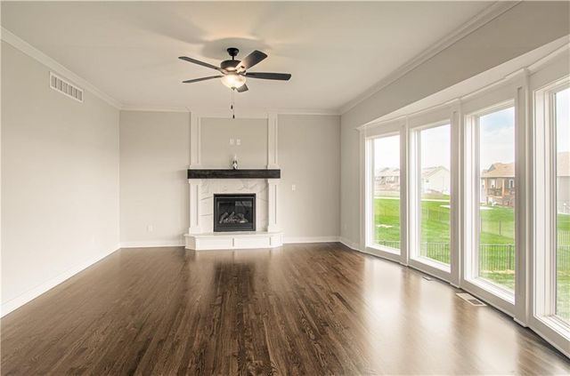 11821 N Wheeling Avenue, Kansas City, MO 64156