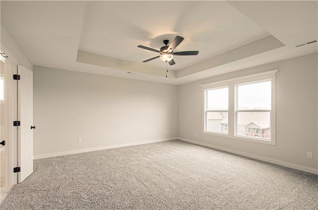 11821 N Wheeling Avenue, Kansas City, MO 64156