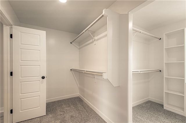 11821 N Wheeling Avenue, Kansas City, MO 64156