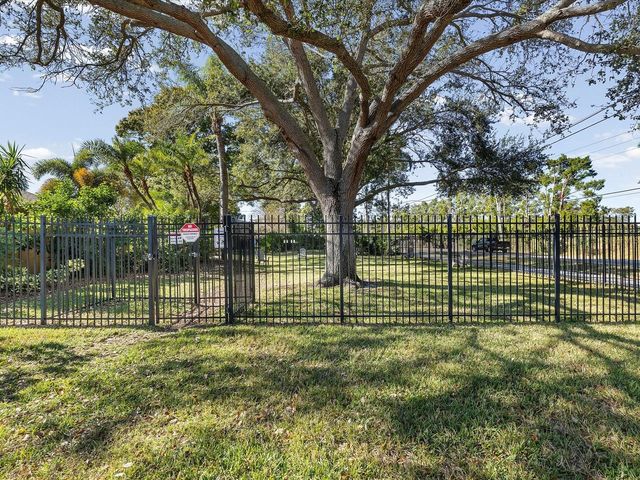 1829 CLEARBROOKE DRIVE, Clearwater, FL 33760