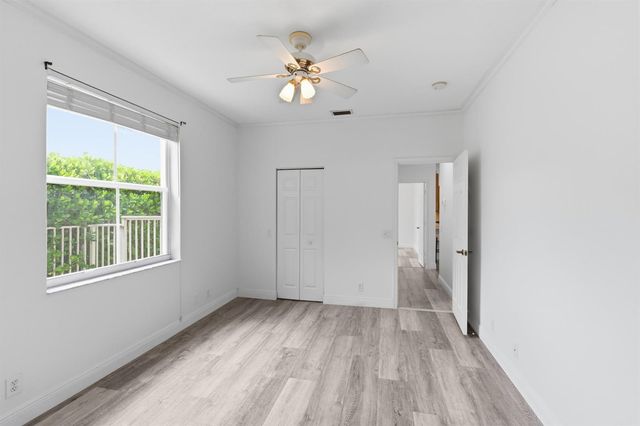 2458 Greenbrier Court, Weston, FL 33327