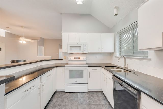 1220 Royal Crescent Drive, Bedford, TX 76021