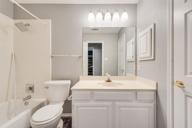 1220 Royal Crescent Drive, Bedford, TX 76021