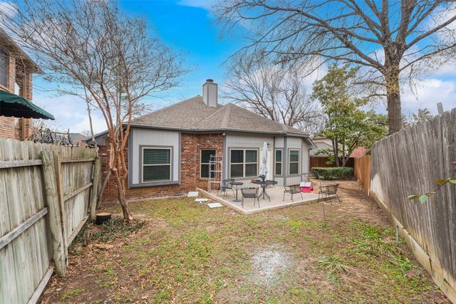 1220 Royal Crescent Drive, Bedford, TX 76021