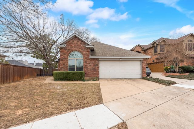 1220 Royal Crescent Drive, Bedford, TX 76021