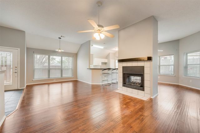 1220 Royal Crescent Drive, Bedford, TX 76021