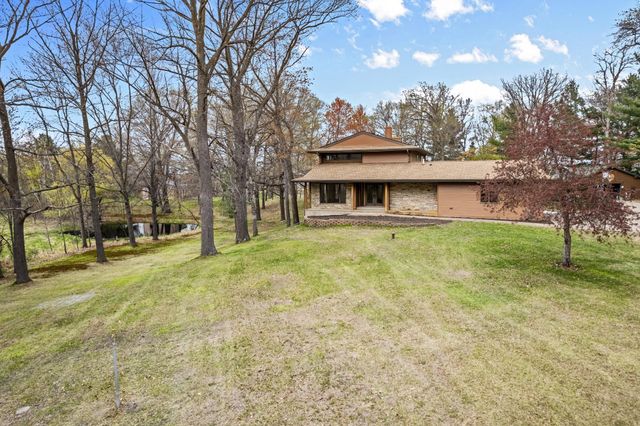 335 Chadwood Lane SW, Pine City, MN 55063