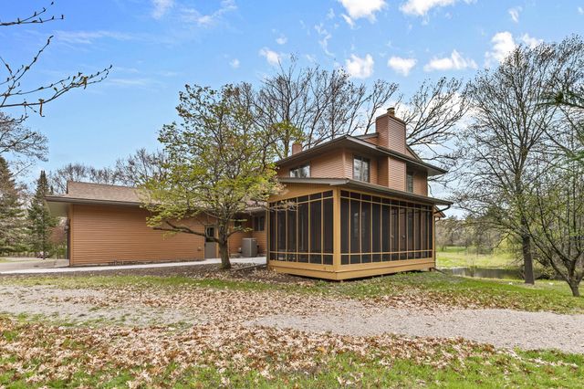 335 Chadwood Lane SW, Pine City, MN 55063