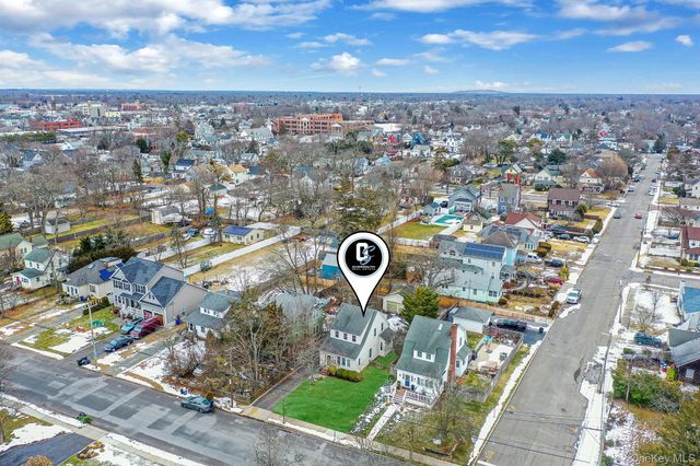 215 West Avenue, Patchogue, NY 11772