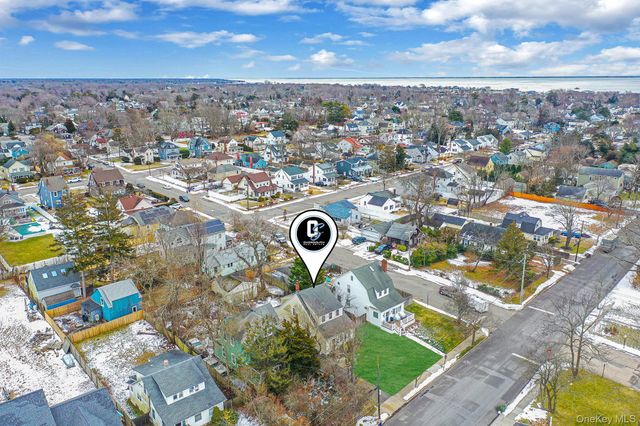 215 West Avenue, Patchogue, NY 11772